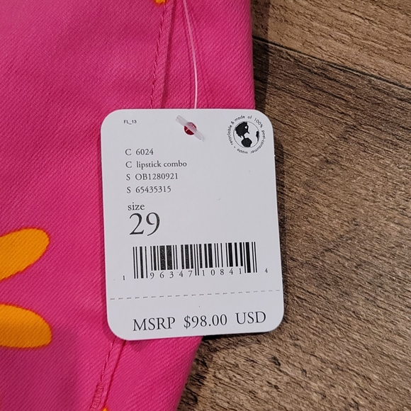 Free People Youthquake Floral Printed Crop Flare Jeans Pink Denim Jeans NWT - Picture 3 of 9